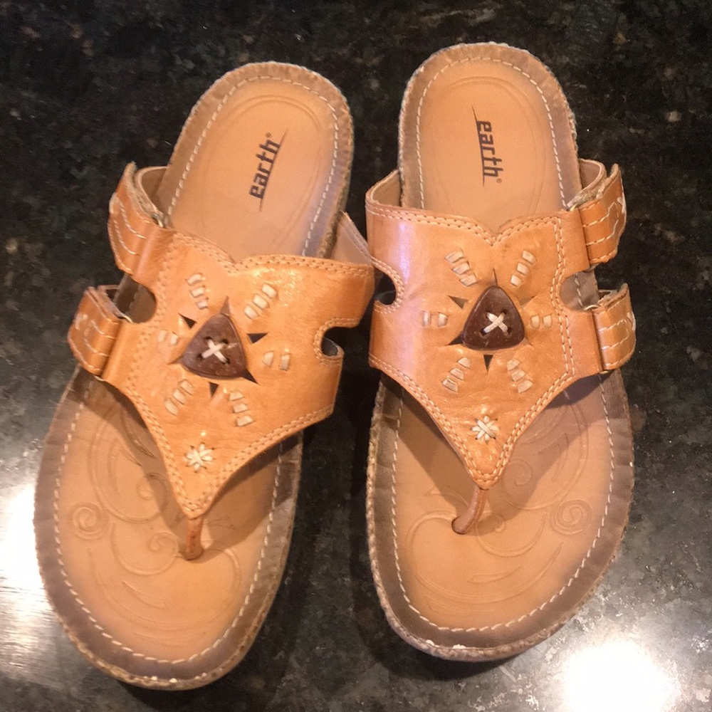 Earth Tan Leather Maya Sandal 8.5 B